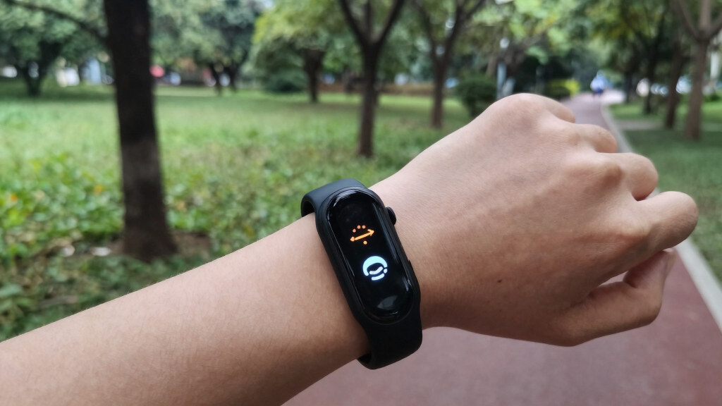 sleep tracking fitness bands