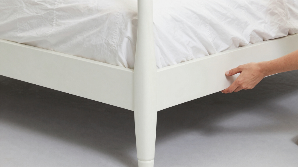 best canopy bed frame